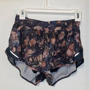 Lululemon Short size 6